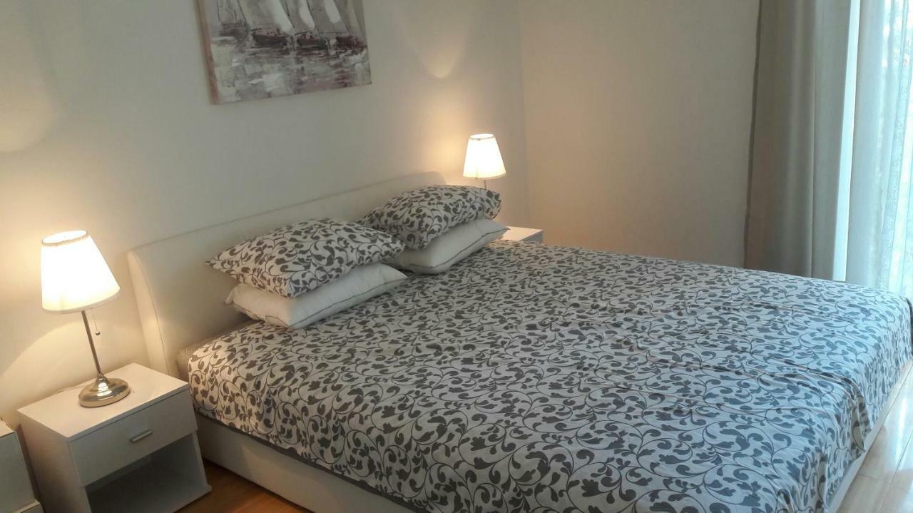 Apartmani Vitturi Каштела Екстер'єр фото